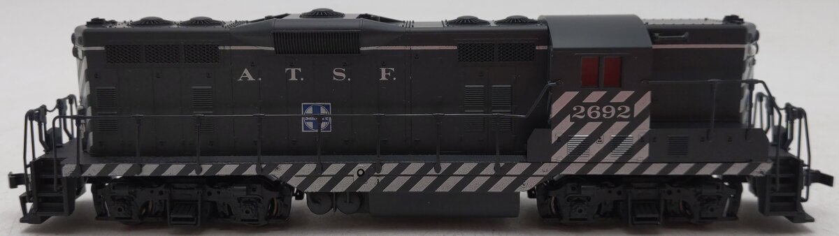 Atlas 8204 HO Santa Fe GP-7 Diesel Locomotive #2692 EX/Box