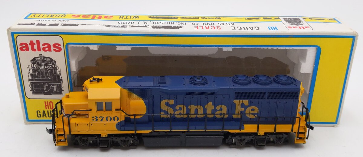 Atlas 7031 HO Santa Fe GP40 Diesel Locomotive #3700 EX/Box