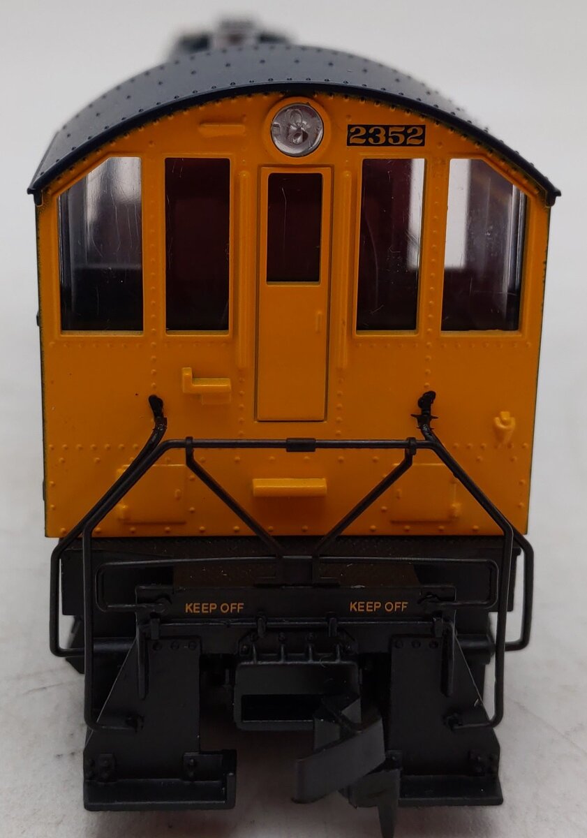 Atlas 8702 HO Santa Fe Alco S-2 Diesel Locomotive #2352 EX/Box