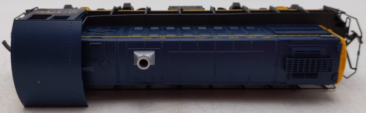Atlas 8702 HO Santa Fe Alco S-2 Diesel Locomotive #2352 EX/Box