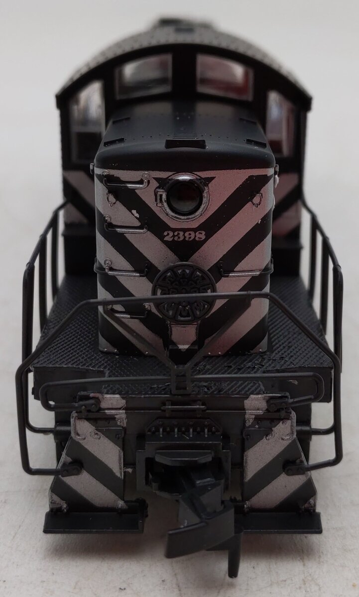 Atlas 8127 HO Scale Santa Fe Alco RS-1 Diesel Locomotive #2398 EX/Box