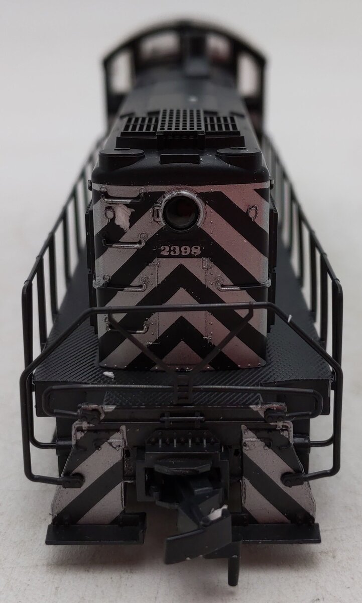 Atlas 8127 HO Scale Santa Fe Alco RS-1 Diesel Locomotive #2398 EX/Box