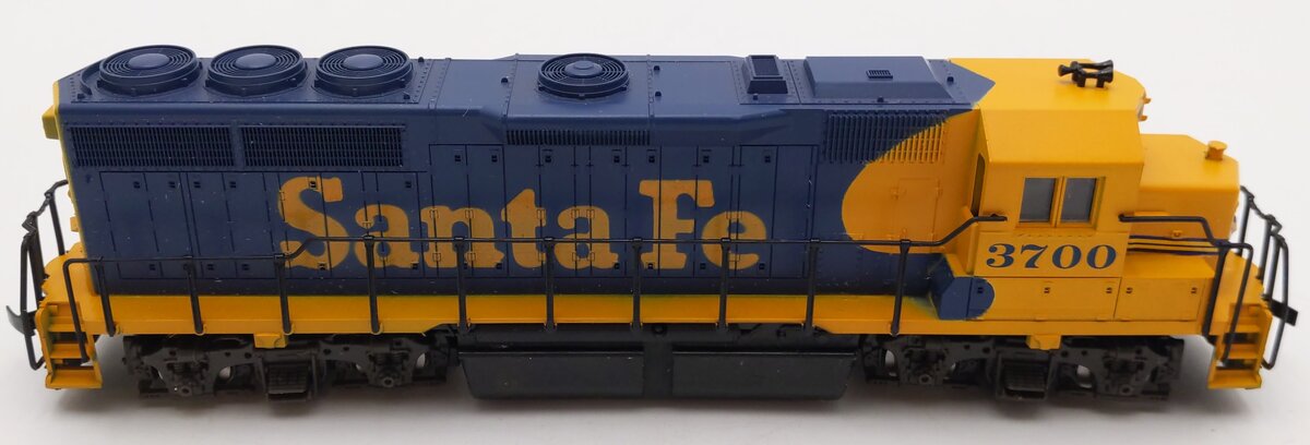 Atlas 7031 HO Santa Fe GP40 Diesel Locomotive #3700 EX/Box