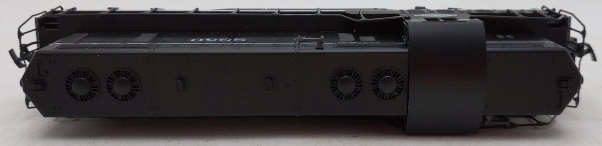 Atlas 8238 Illinois Central GP-7 Diesel Locomotive #8850 EX/Box