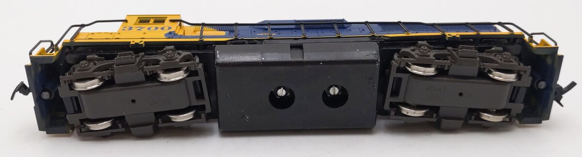 Atlas 7031 HO Santa Fe GP40 Diesel Locomotive #3700 EX/Box