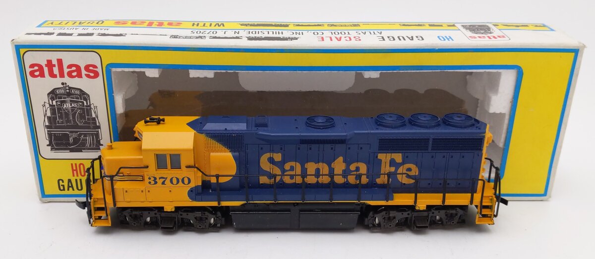 Atlas 7031 HO Santa Fe GP40 Diesel Locomotive #3700 EX/Box