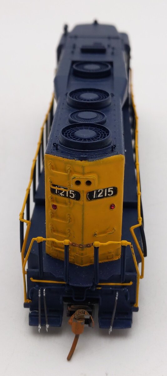 Bachmann 41-0828-D2 HO Santa Fe GP-30 Diesel Locomotive #1215 - Custom Painted