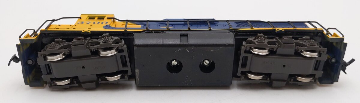 Atlas 7031 HO Santa Fe GP40 Diesel Locomotive #3700 EX/Box