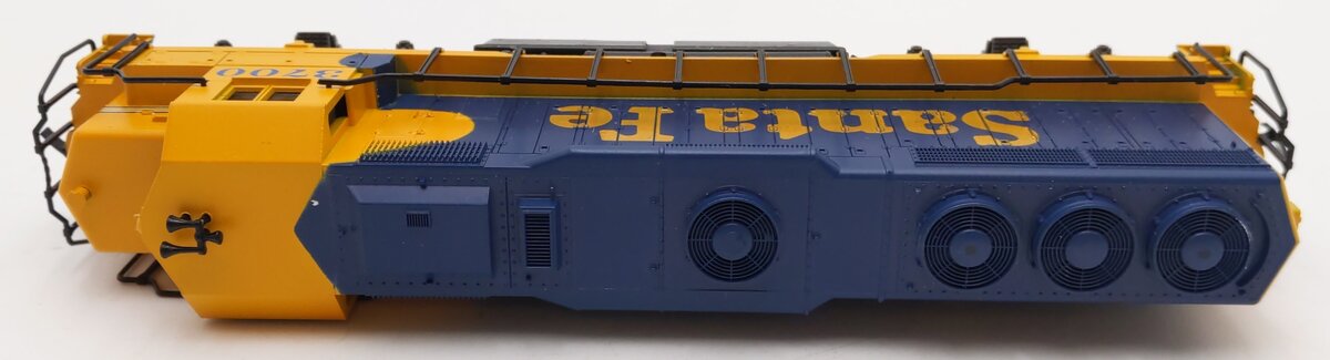 Atlas 7031 HO Santa Fe GP40 Diesel Locomotive #3700 EX/Box