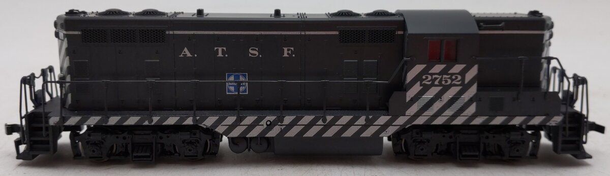 Atlas 8205 HO Scale Santa Fe EMD GP7 Diesel Locomotive #2752 EX/Box