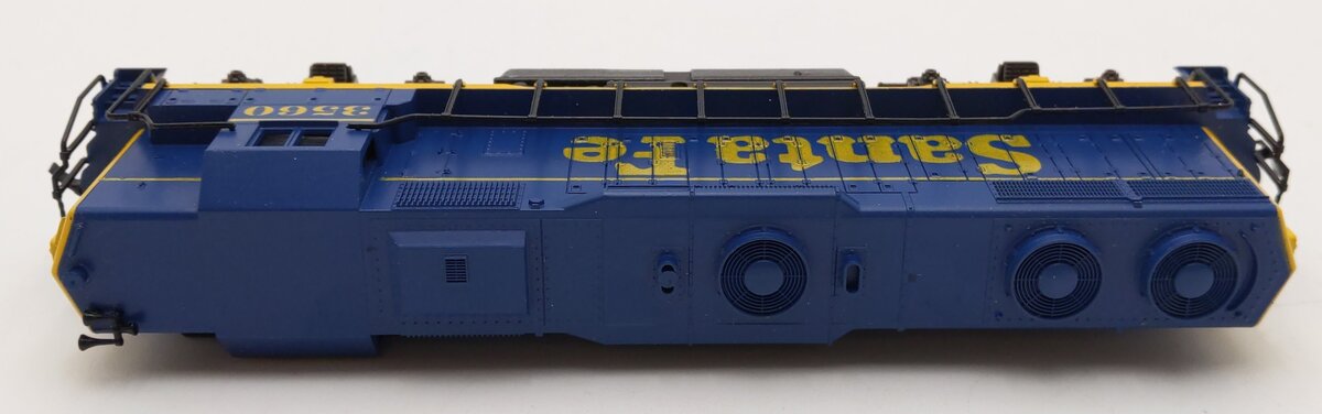 Atlas 7021 HO Scale Santa Fe GP38 Diesel Locomotive #3560 EX/Box