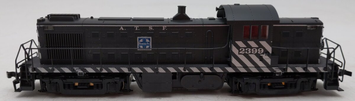 Atlas 8116 HO Scale A.T.S.F. Santa Fe RS-1 Diesel Locomotive #2399 EX/Box