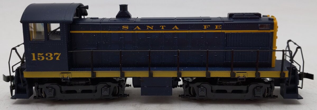 Atlas 8278 HO Santa Fe S-4 Diesel Locomotive # 1537 EX/Box
