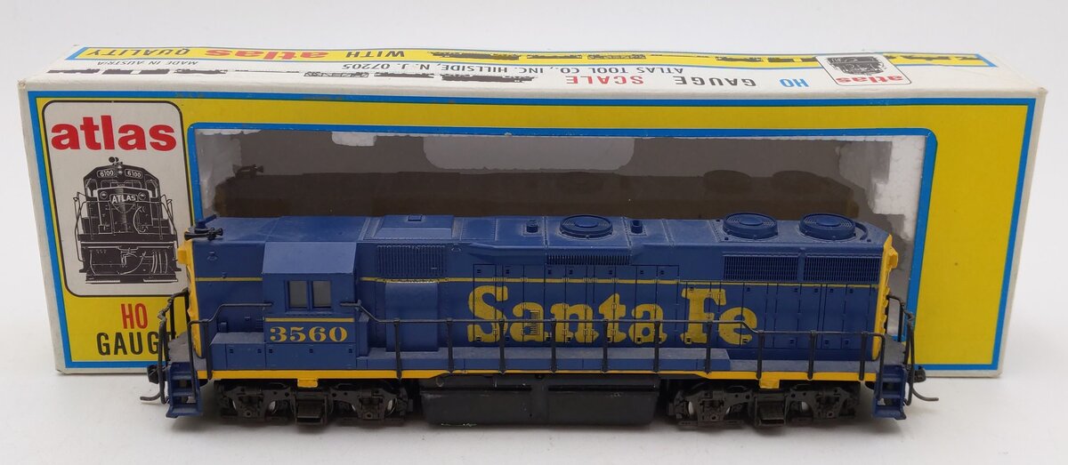 Atlas 7021 HO Scale Santa Fe GP38 Diesel Locomotive #3560 EX/Box
