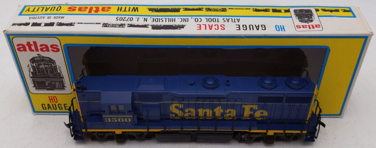Atlas 7021 HO Scale Santa Fe GP38 Diesel Locomotive #3560 EX/Box