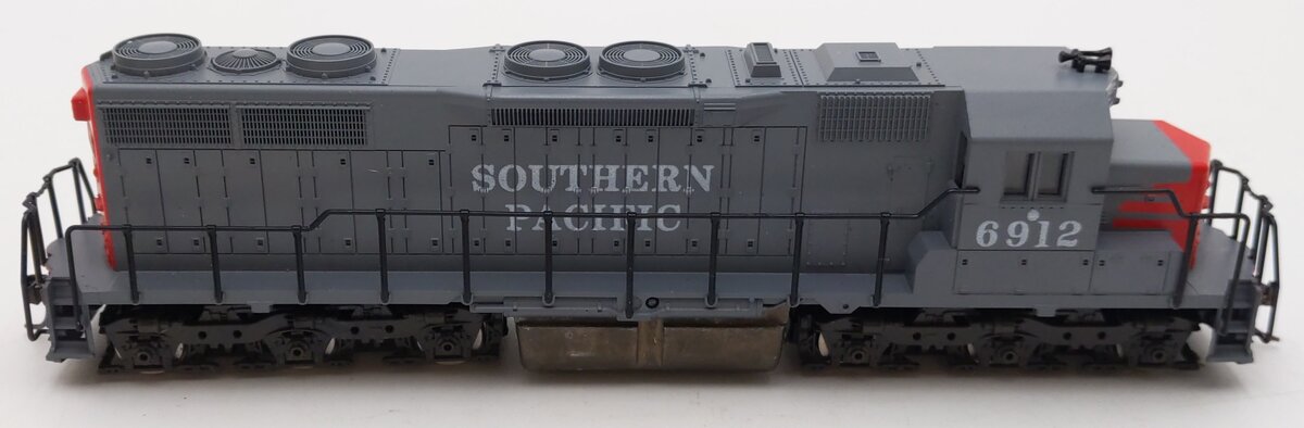 Atlas 7014 HO Southern Pacific SD35 Diesel Locomotive #6912 EX/Box