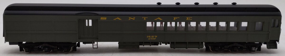 Bachmann 89141 HO Scale Santa Fe Combine Passenger Car #1527 EX/Box