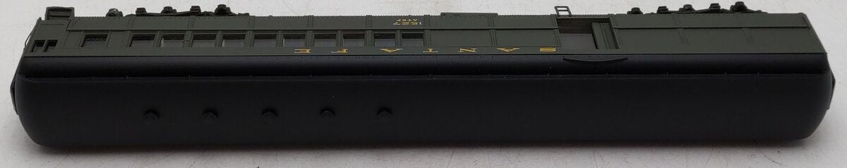Bachmann 89141 HO Scale Santa Fe Combine Passenger Car #1527 EX/Box