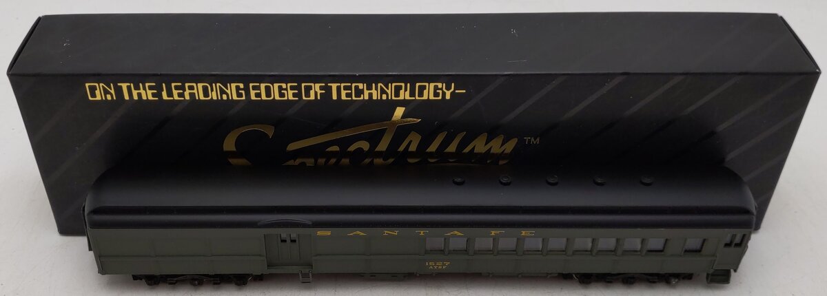 Bachmann 89141 HO Scale Santa Fe Combine Passenger Car #1527 EX/Box