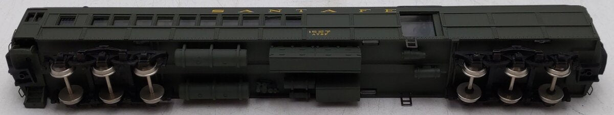 Bachmann 89141 HO Scale Santa Fe Combine Passenger Car #1527 EX/Box