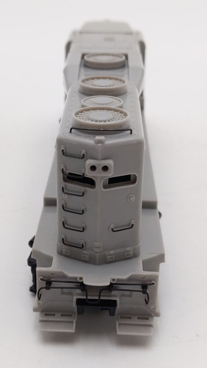 Bachmann 41-0828-D2 HO Undecorated GP-30 Diesel Locomotive EX/Box