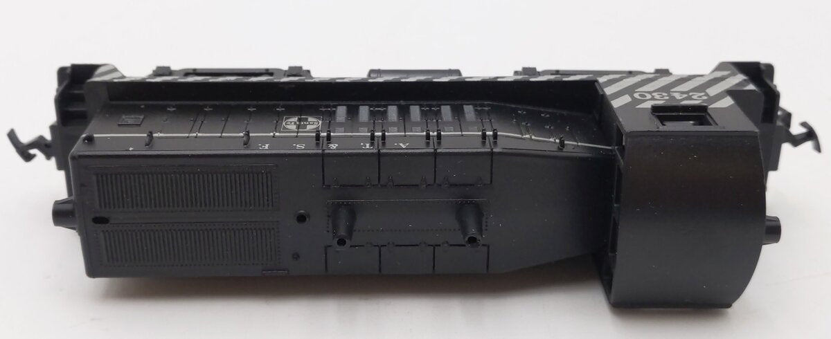 Con-Cor 0001-001502 HO Santa Fe EMD SW-7 Diesel Switcher #2430 EX/Box