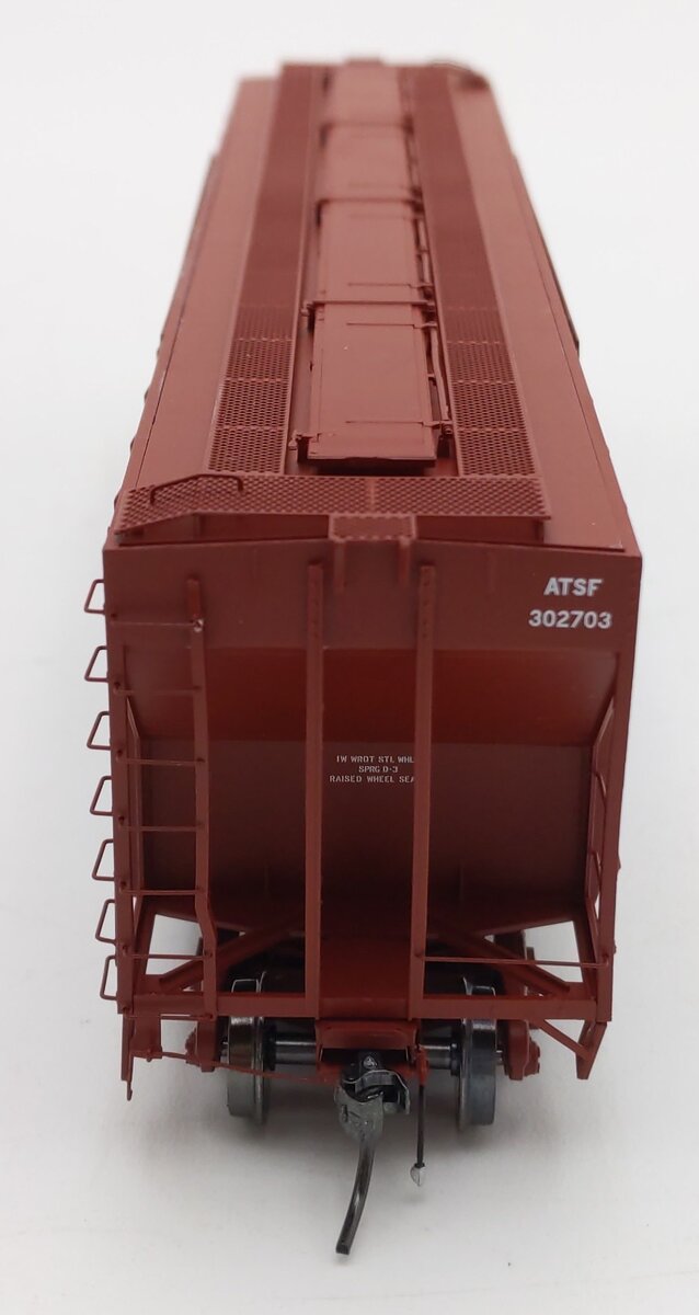 ExactRail EP-80194-4 HO Scale Santa Fe Helvetica PS-2CD Covered Hopper #302703 LN/Box