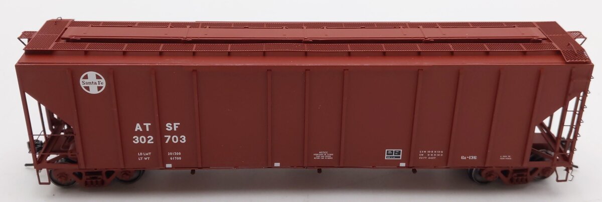 ExactRail EP-80194-4 HO Scale Santa Fe Helvetica PS-2CD Covered Hopper #302703 LN/Box