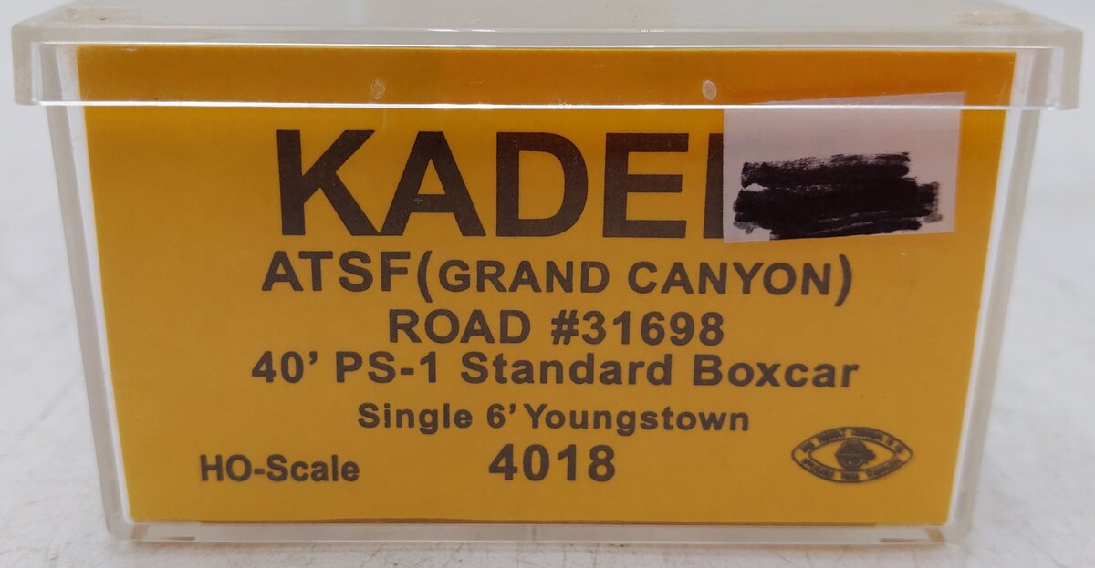 Kadee 4018 HO Atchison, Topeka & Santa Fe 40' PS-1 Boxcar #31698 EX/Box