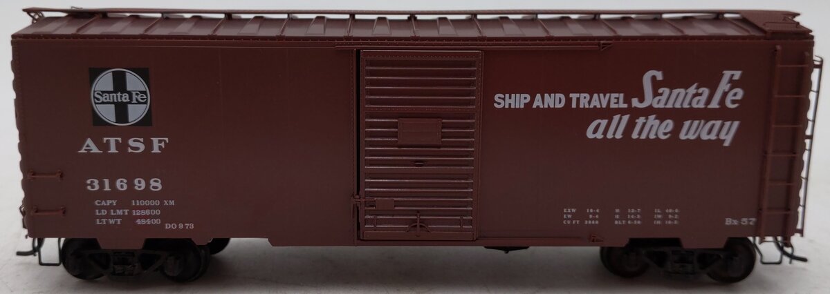 Kadee 4018 HO Atchison, Topeka & Santa Fe 40' PS-1 Boxcar #31698 EX/Box