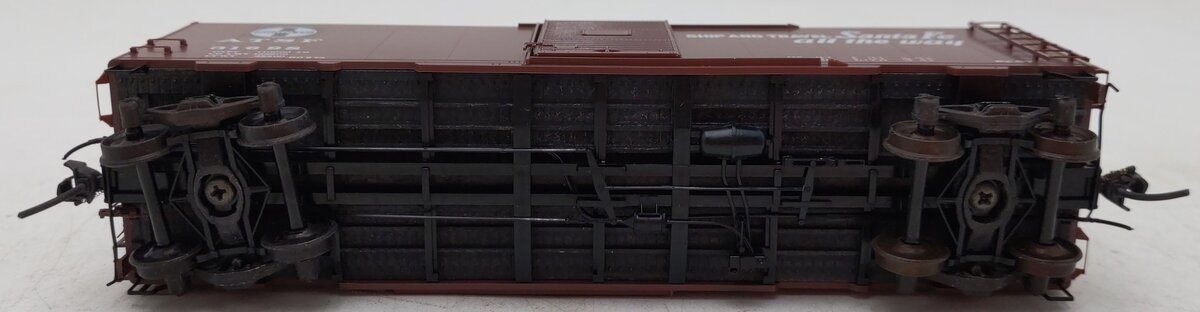 Kadee 4018 HO Atchison, Topeka & Santa Fe 40' PS-1 Boxcar #31698 EX/Box