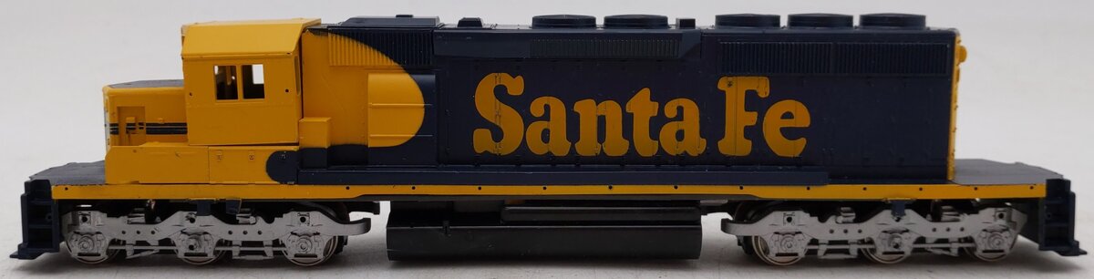 GSB Rail Associates 3704 HO Scale Santa Fe Diesel Locomotive -Assembled EX/Box
