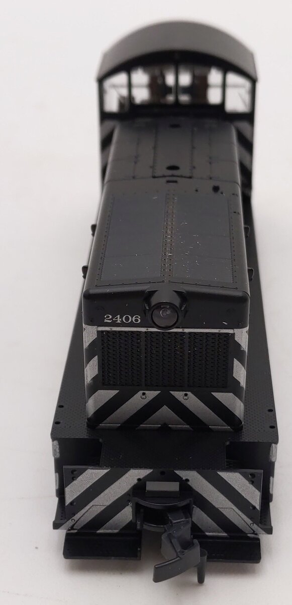 Kato 37-1009 HO Santa Fe EMD NW2 Phase I Switcher Diesel Locomotive #2406 w/DCC LN/Box