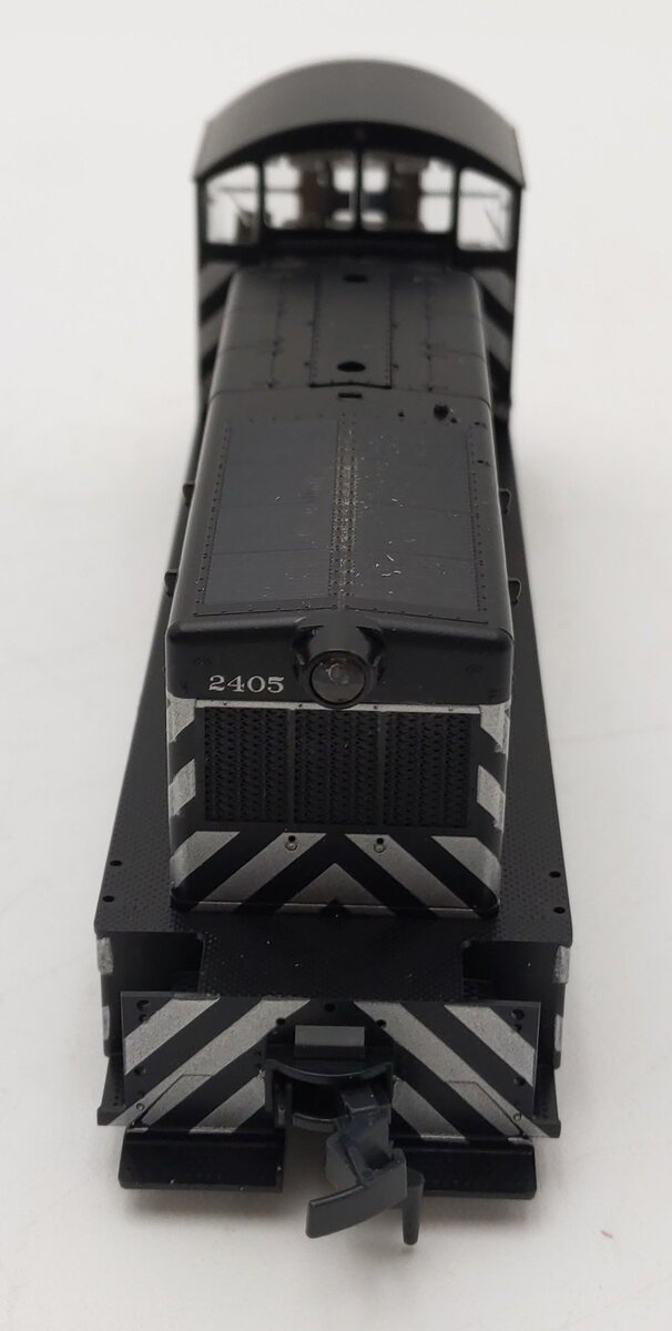 Kato 37-1008 HO Scale Santa Fe EMD NW2 Phase I Diesel Locomotive #2405 EX/Box