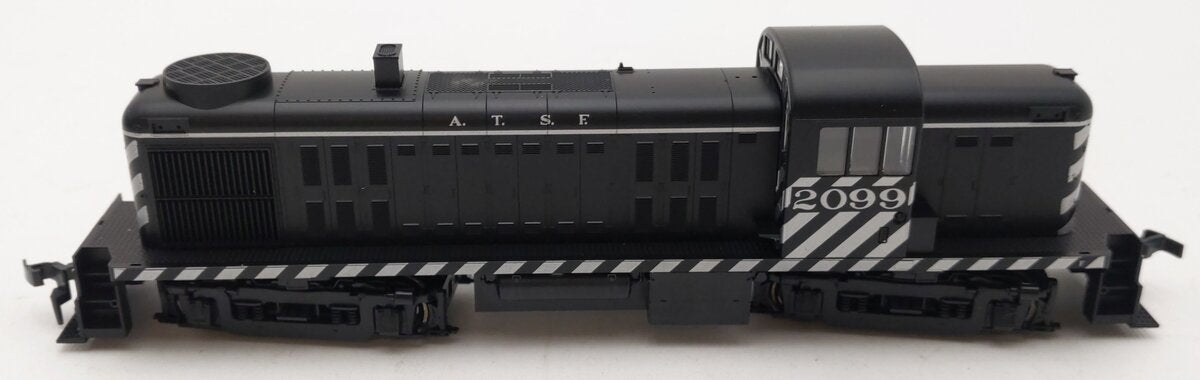 Kato 37-2501 HO Santa Fe Alco RS-2 Diesel Locomotive #2099 w/DCC EX/Box