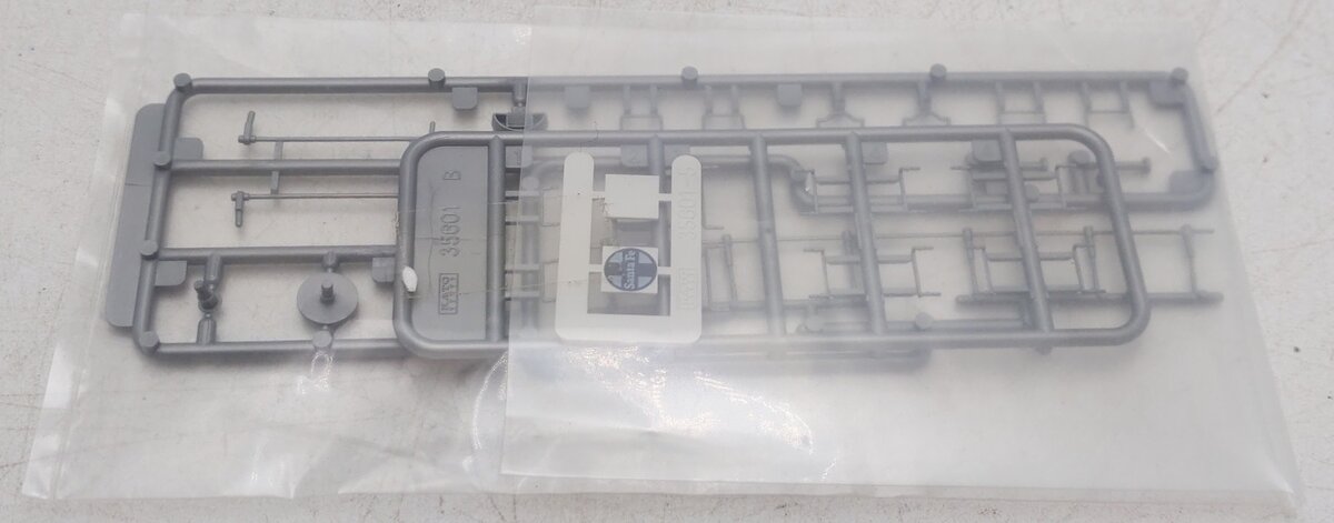 Kato 35-6011 HO ATSF Santa Fe Corrugated Business Car #50 EX/Box