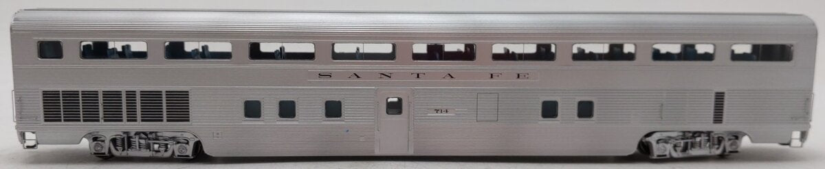 InterMountain TSP4820-15 HO Scale ATSF Hi-Level Coach Car #714 EX/Box