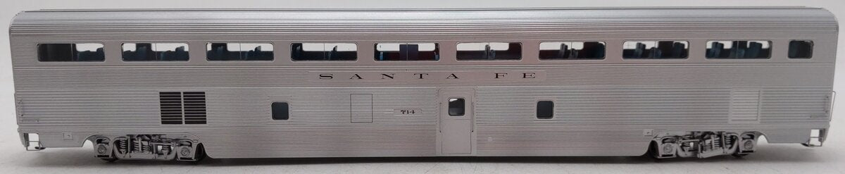 InterMountain TSP4820-15 HO Scale ATSF Hi-Level Coach Car #714 EX/Box