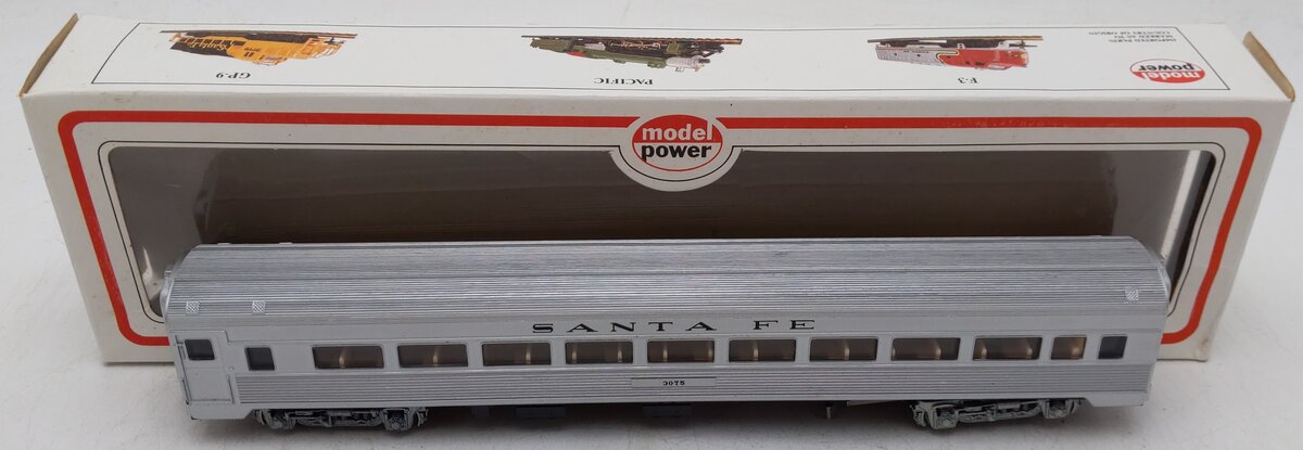 Model Power 8860 HO Scale Southern Pacific Coach #3075 VG/Box