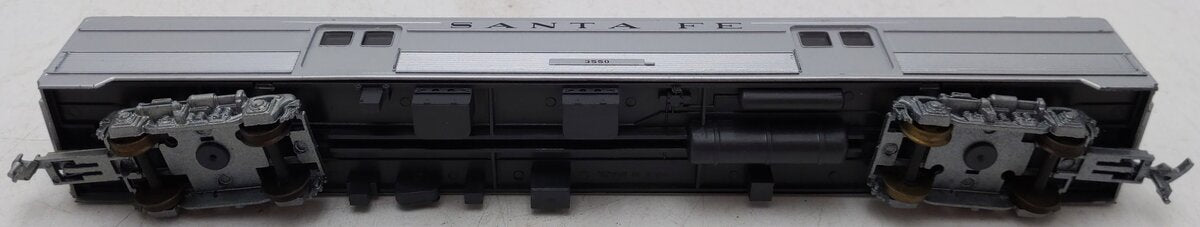 Model Power 8861 HO Scale Atchison Topeka Santa Fe Budd Baggage Car #3550 EX/Box
