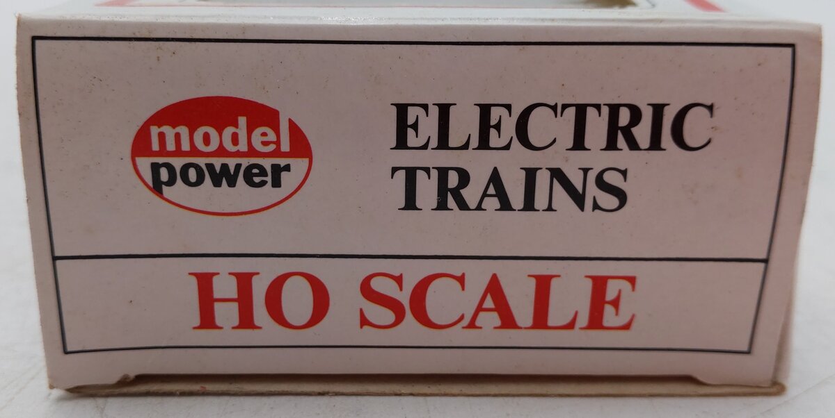 Model Power 8861 HO Scale Atchison Topeka Santa Fe Budd Baggage Car #3550 EX/Box