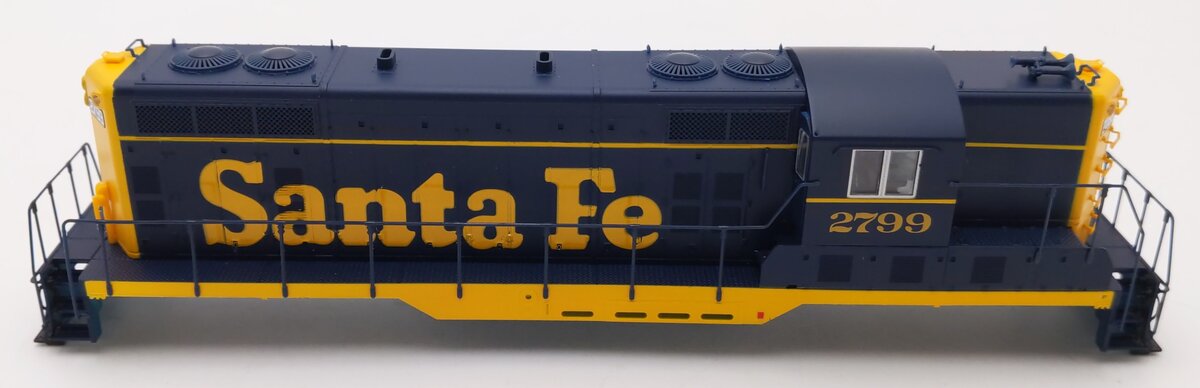 Proto 2000 23037 HO Scale Santa Fe GP9 Diesel #2799 NIB