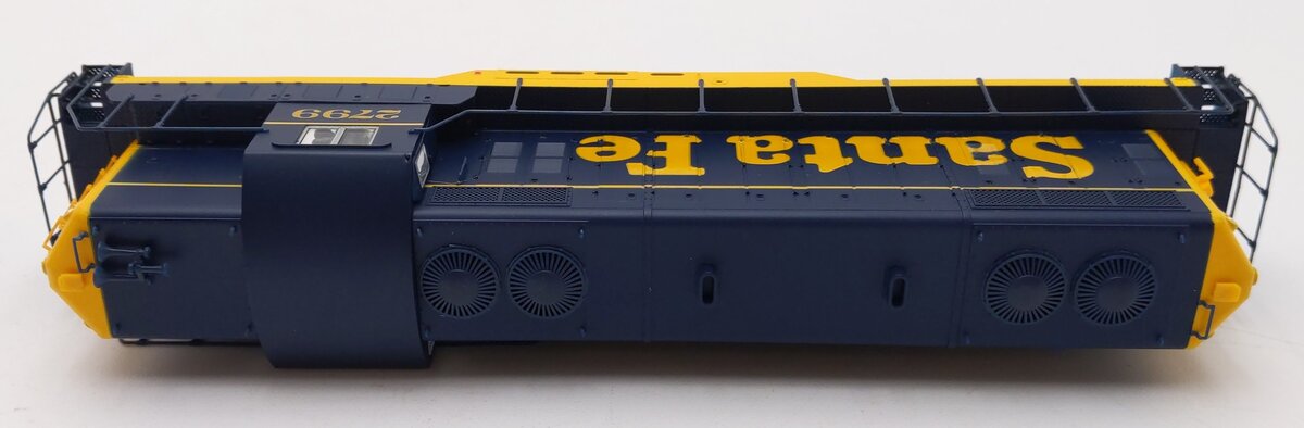 Proto 2000 23037 HO Scale Santa Fe GP9 Diesel #2799 NIB