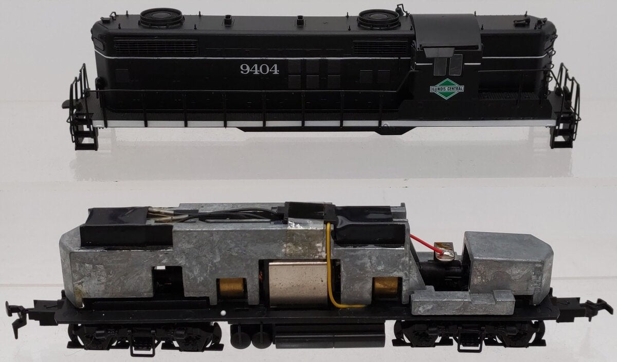 Proto 2000 8839 HO Illinois Central GP18 Diesel Locomotive #9404 EX/Box