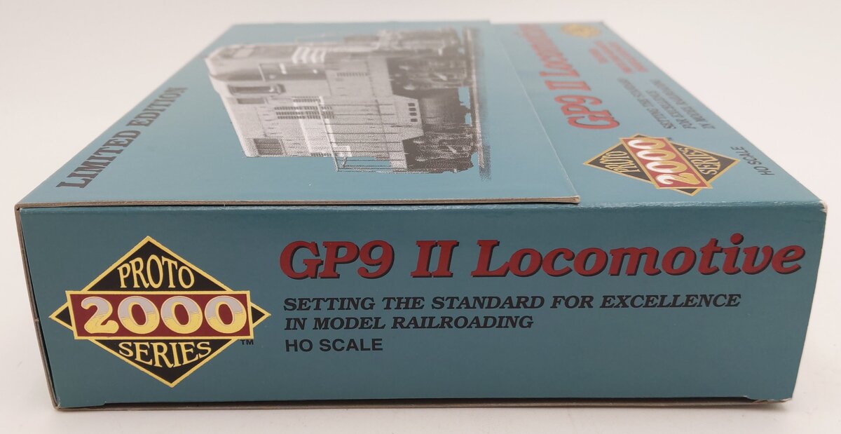 Proto 2000 23613 HO ATSF GP-9 Diesel Locomotive #703 LN/Box