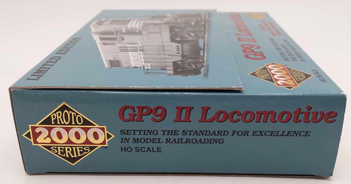 Proto 2000 23613 HO ATSF GP-9 Diesel Locomotive #703 LN/Box