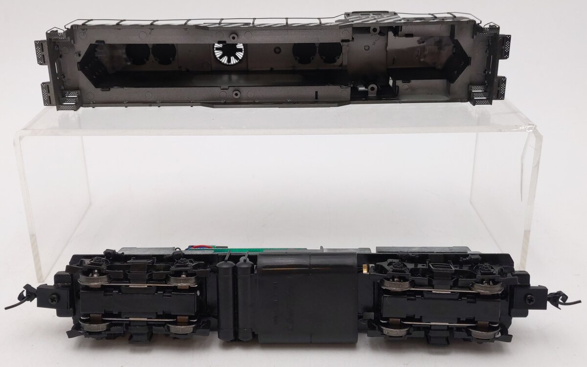 Proto 2000 23613 HO ATSF GP-9 Diesel Locomotive #703 LN/Box