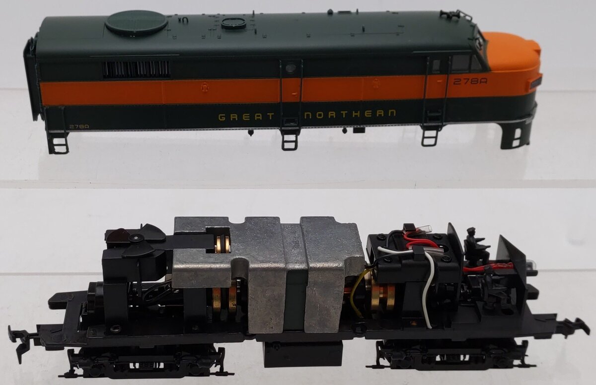 Proto 2000 8359 HO Scale Great Northern FA2 Diesel Locomotive #278A EX/Box