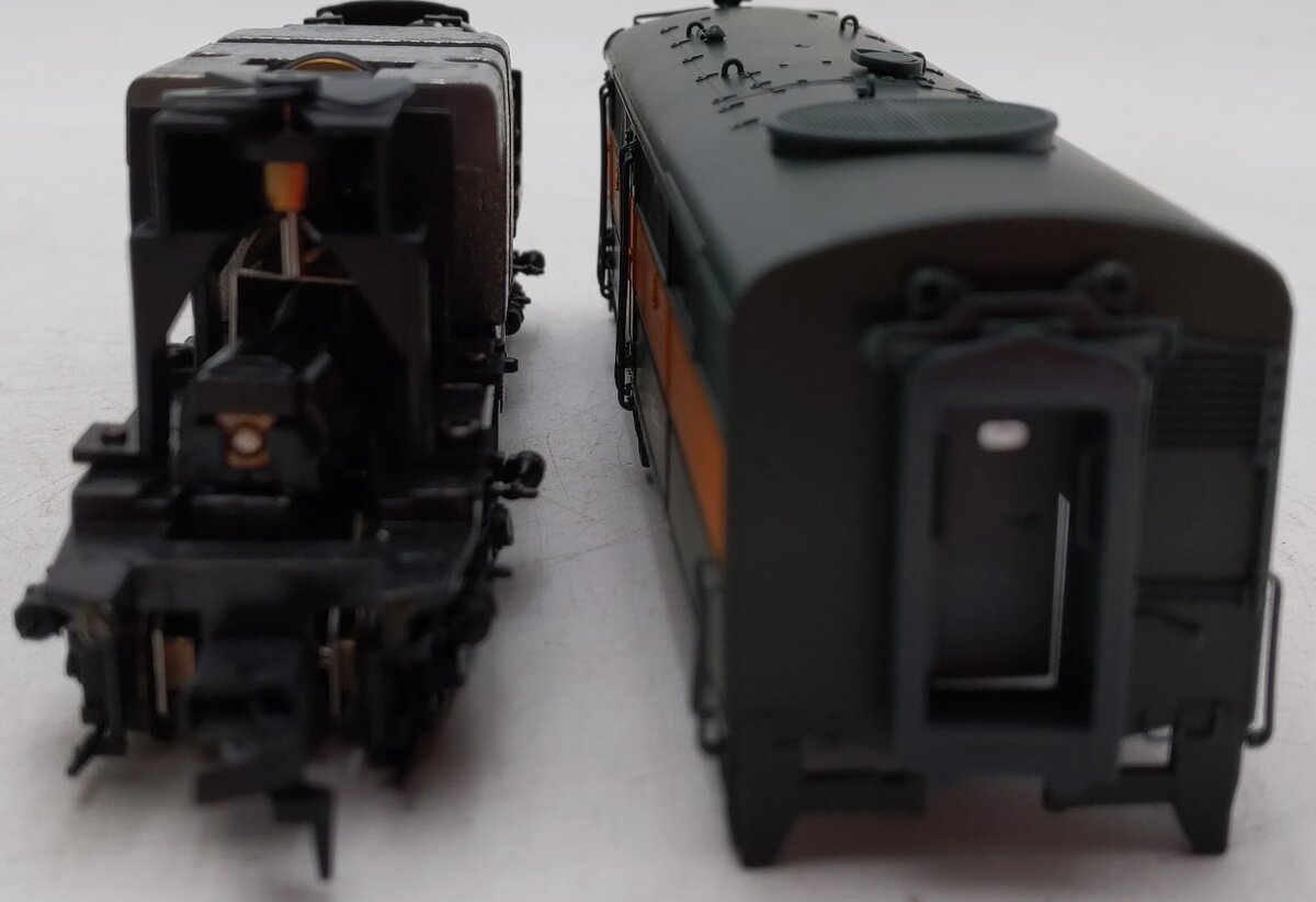 Proto 2000 8359 HO Scale Great Northern FA2 Diesel Locomotive #278A EX/Box