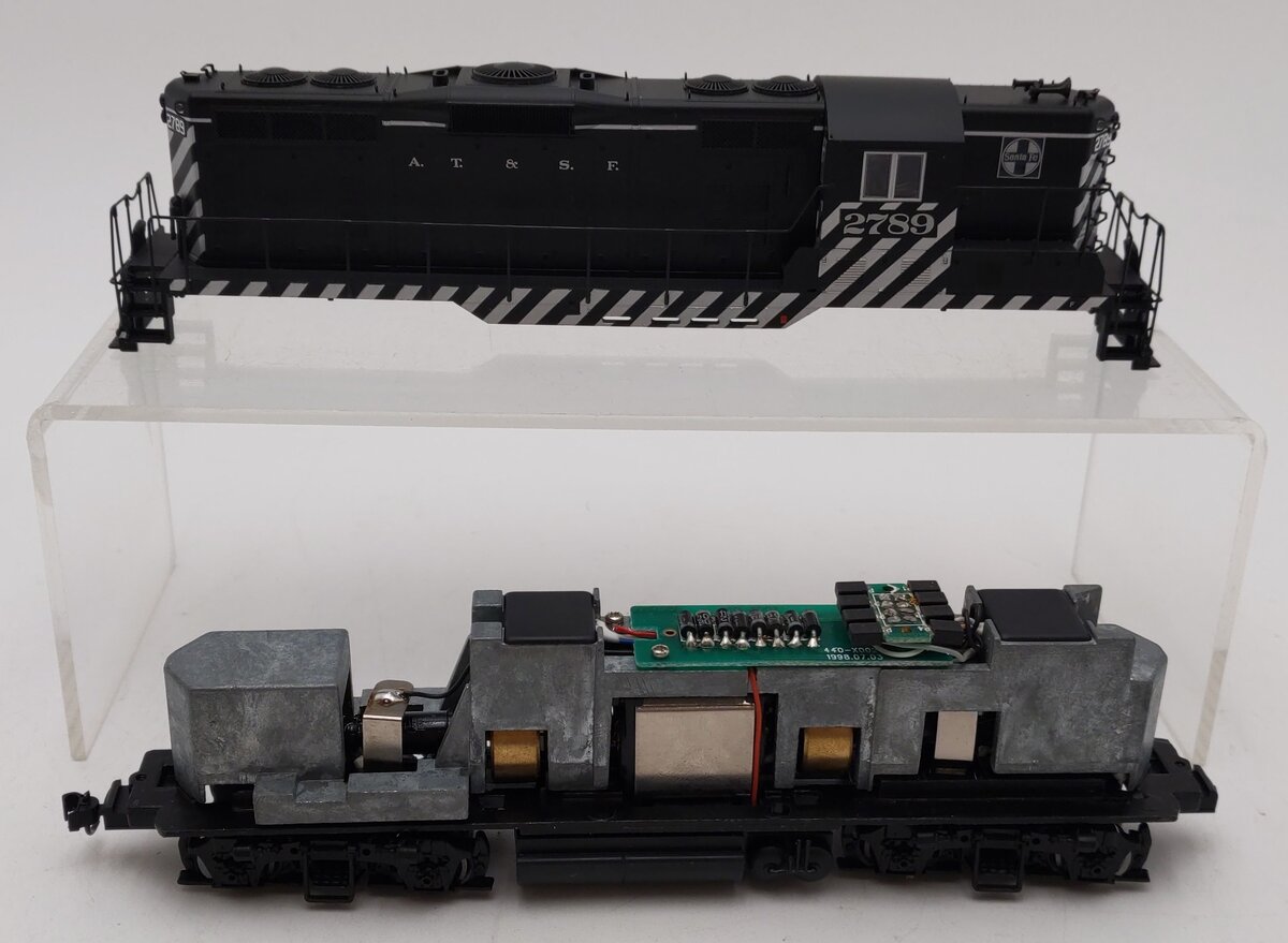 Proto 2000 23001 HO ATSF GP7 PhII Diesel Locomotive #2789 EX/Box